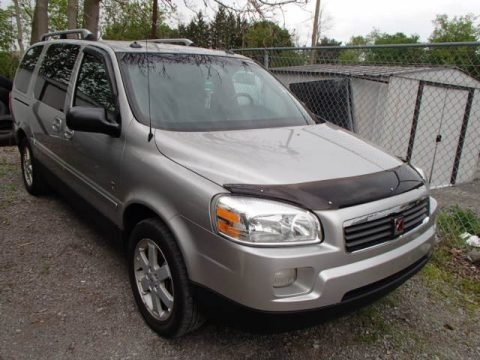 Silver Pearl Metallic 2005 Saturn Relay 3