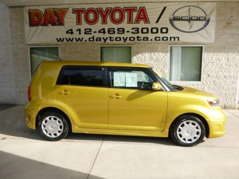 Gold Rush Mica 2008 Scion xB Release Series 5.0