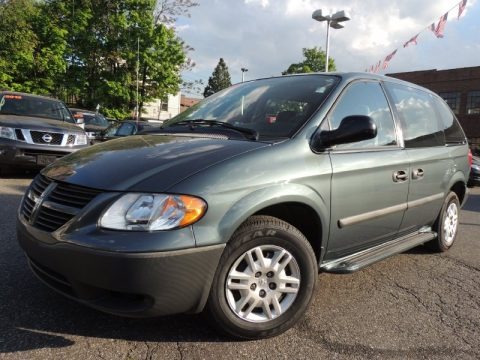 Magnesium Green Pearl 2005 Dodge Caravan SE
