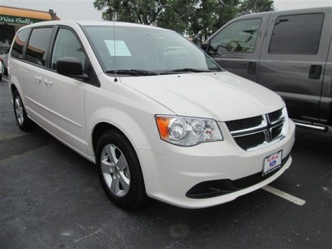 Stone White 2013 Dodge Grand Caravan SE