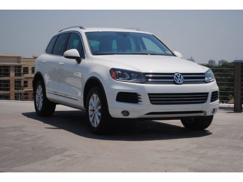 Pure White 2013 Volkswagen Touareg VR6 FSI Sport 4XMotion Pure White 2013 Volkswagen Touareg VR6 FSI Sport 4XMotion