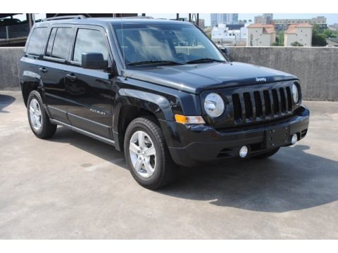 Blackberry Pearl 2011 Jeep Patriot Sport