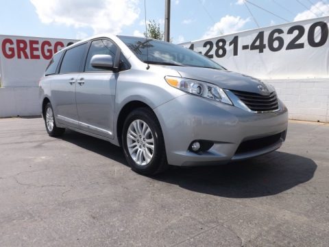 Silver Sky Metallic 2013 Toyota Sienna XLE