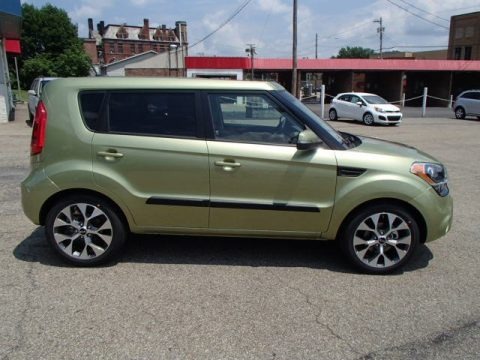 Acura Ramsey on 2010 Kia Soul   In Bright Silver   087097   Vannsuv Com   Vans And